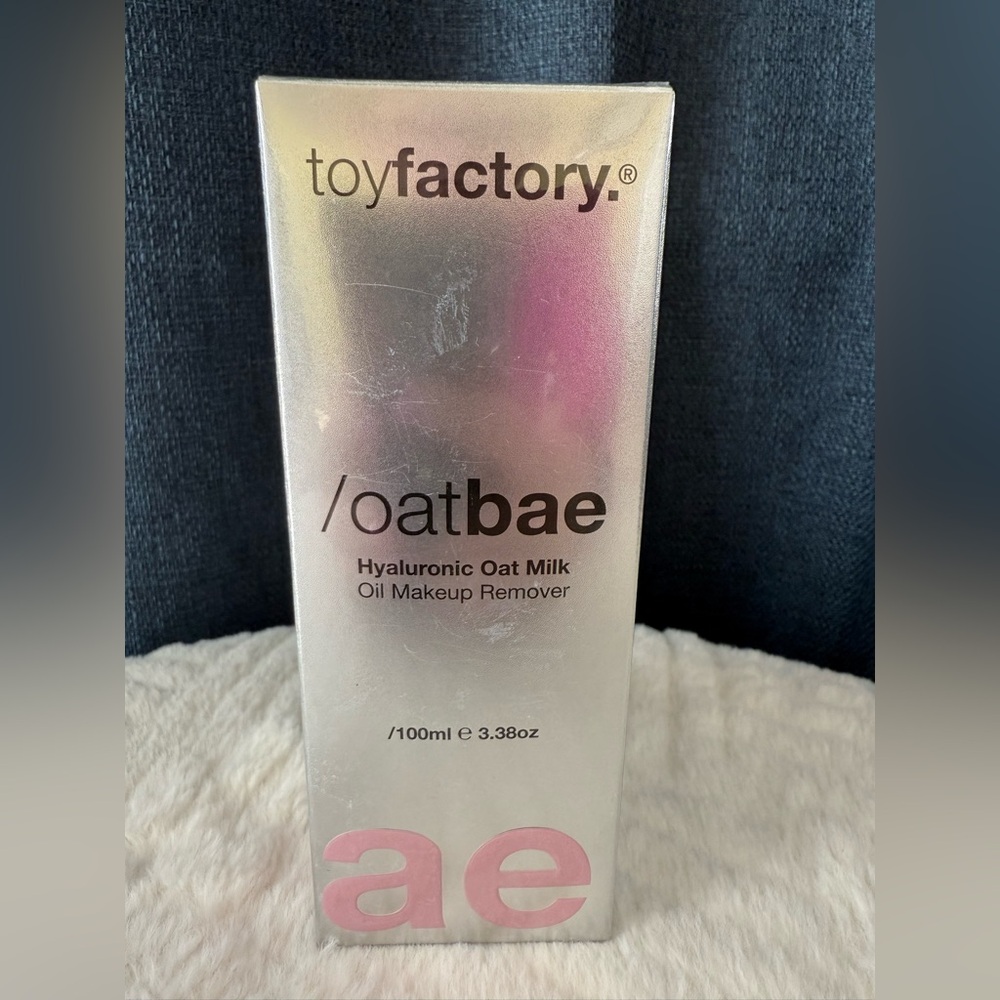 Toyfactory Oatbae Oil Makeup Remover